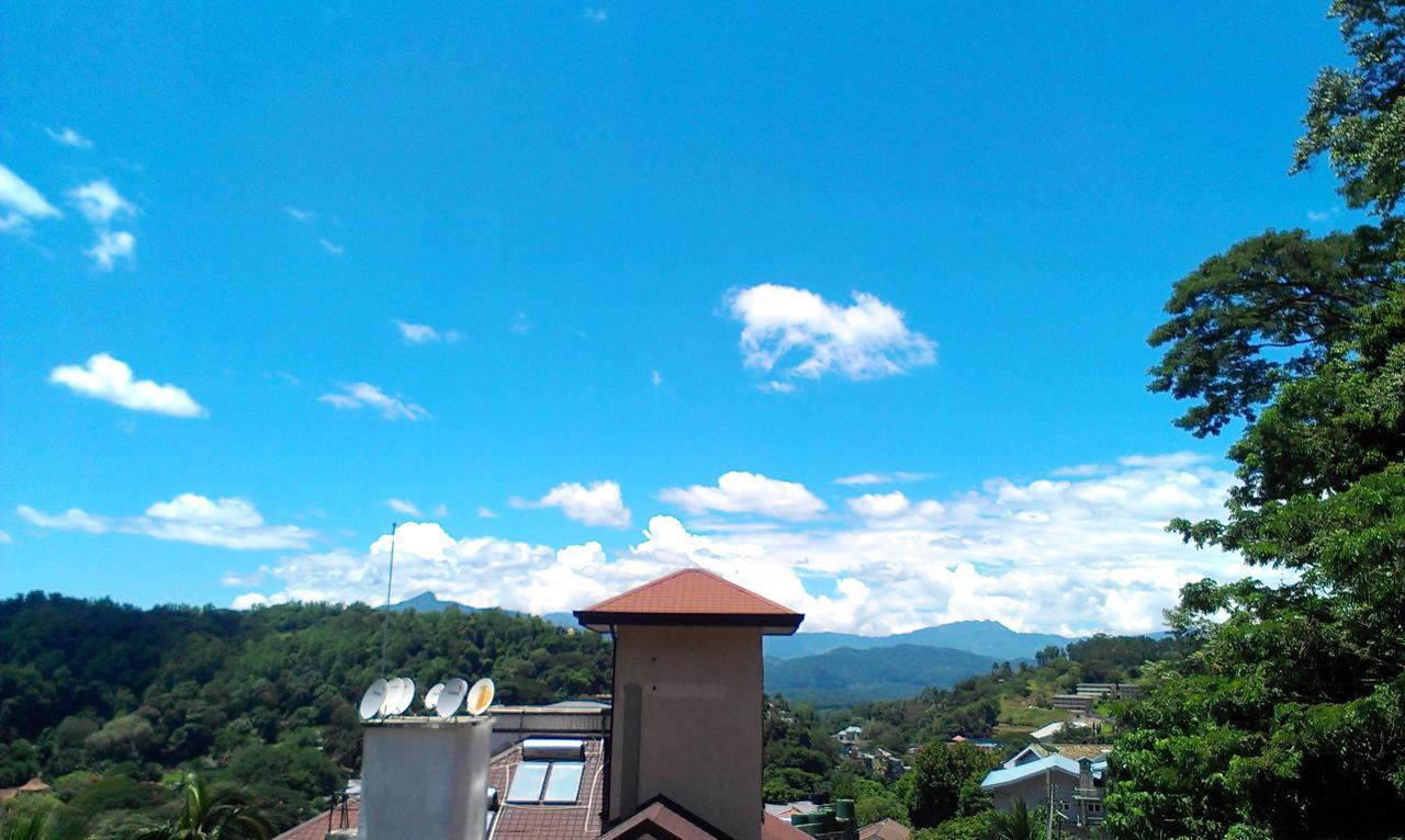 Eagle'S Residence Kandy Exterior photo